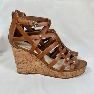 Marc Fisher Farlow Size 9.5 Wedge Platform Sandals Heels Rivets